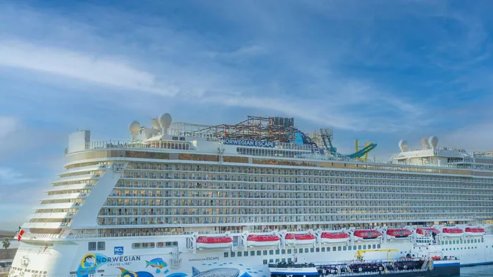 norwegian cruise port in barcelona spain